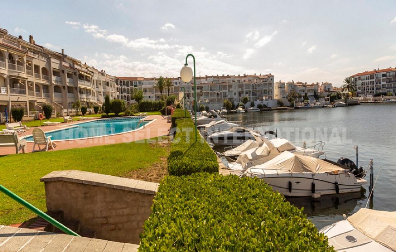 1005 Apartamento Con Vistas Al Lago San Maurici By Homeselectspain Empuriabrava Exteriér fotografie