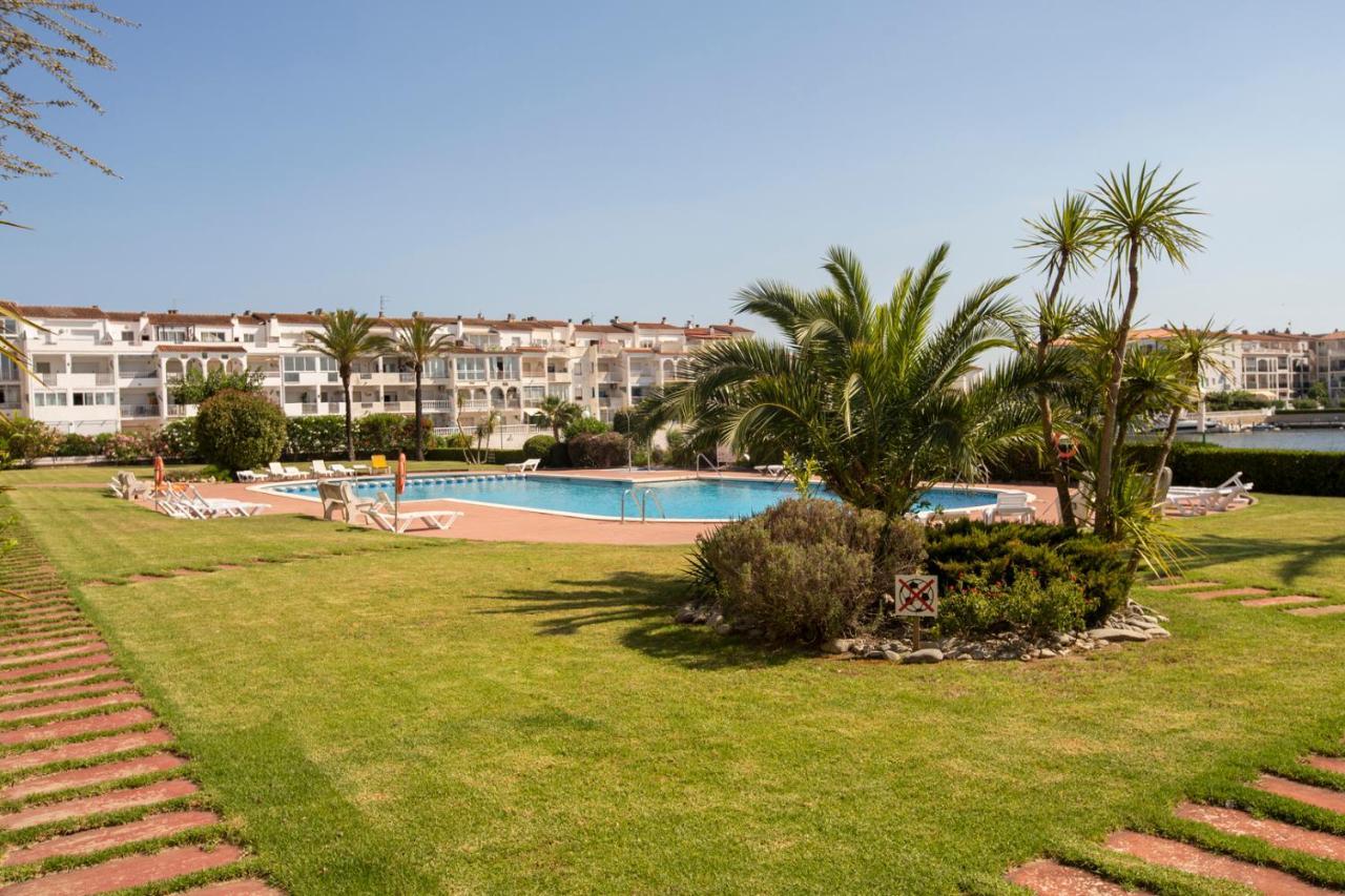 1005 Apartamento Con Vistas Al Lago San Maurici By Homeselectspain Empuriabrava Exteriér fotografie