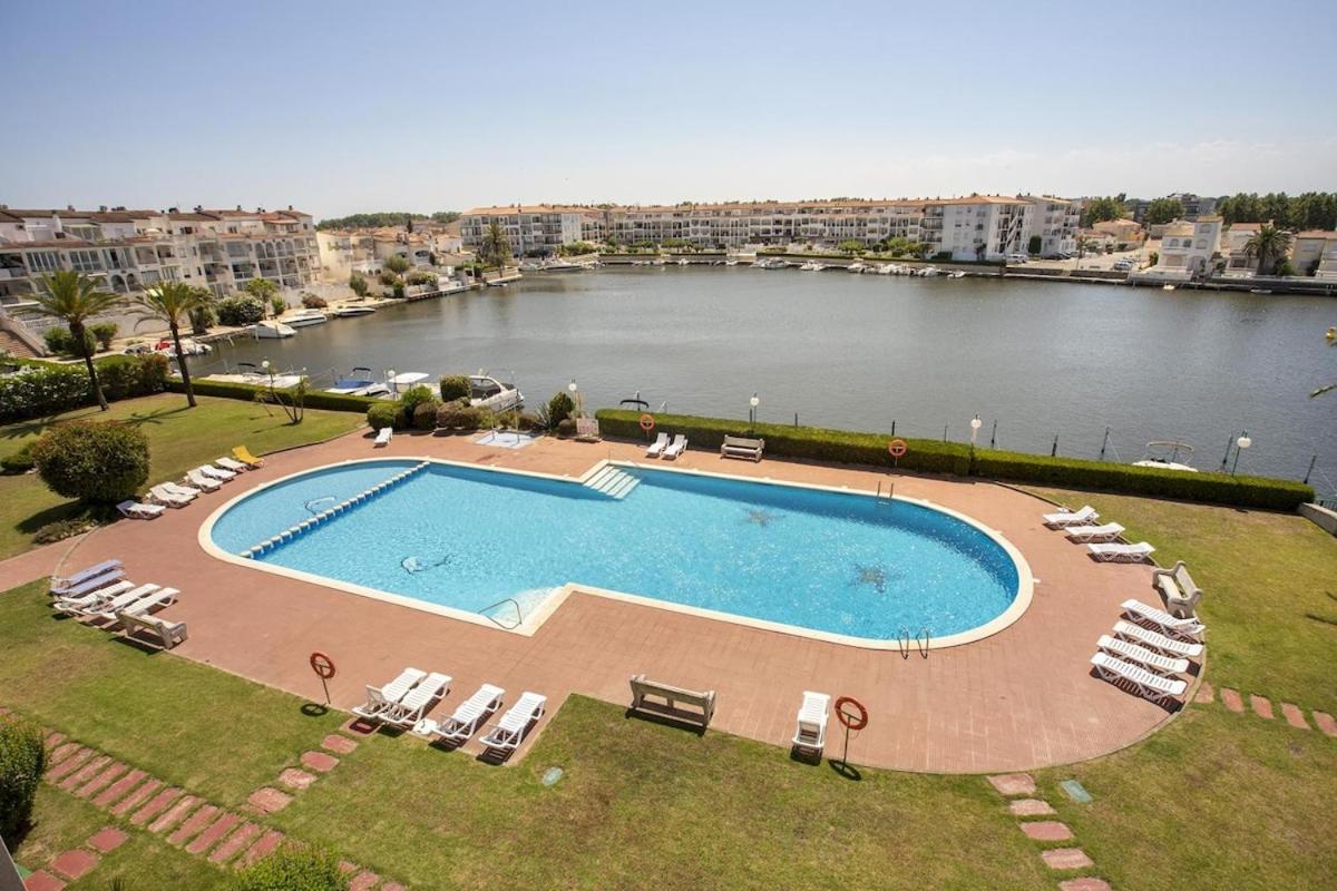 1005 Apartamento Con Vistas Al Lago San Maurici By Homeselectspain Empuriabrava Exteriér fotografie
