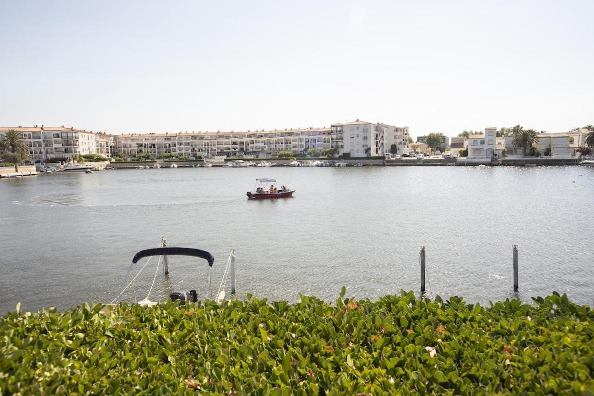 1005 Apartamento Con Vistas Al Lago San Maurici By Homeselectspain Empuriabrava Exteriér fotografie