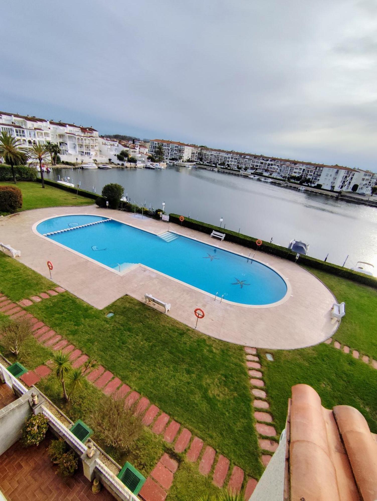 1005 Apartamento Con Vistas Al Lago San Maurici By Homeselectspain Empuriabrava Exteriér fotografie